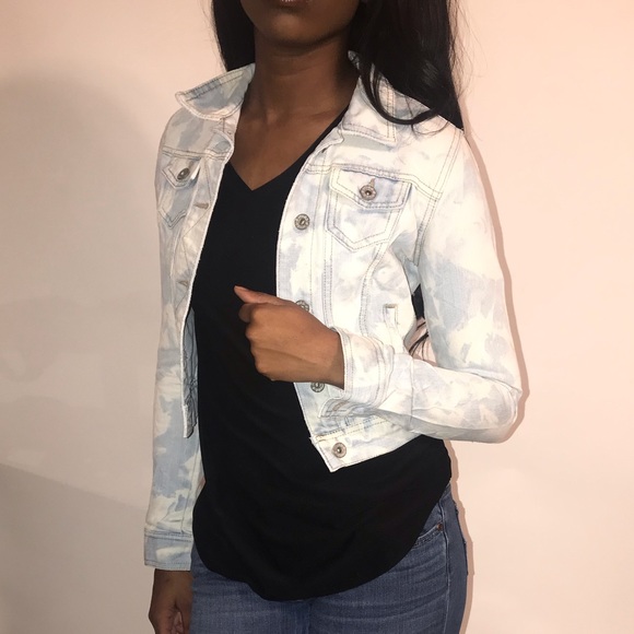 Jackets & Blazers - Denim Jacket (Light and White Denim)